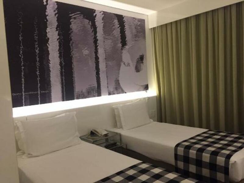 Отель Ibis Styles Brasilia Aeroporto Экстерьер фото