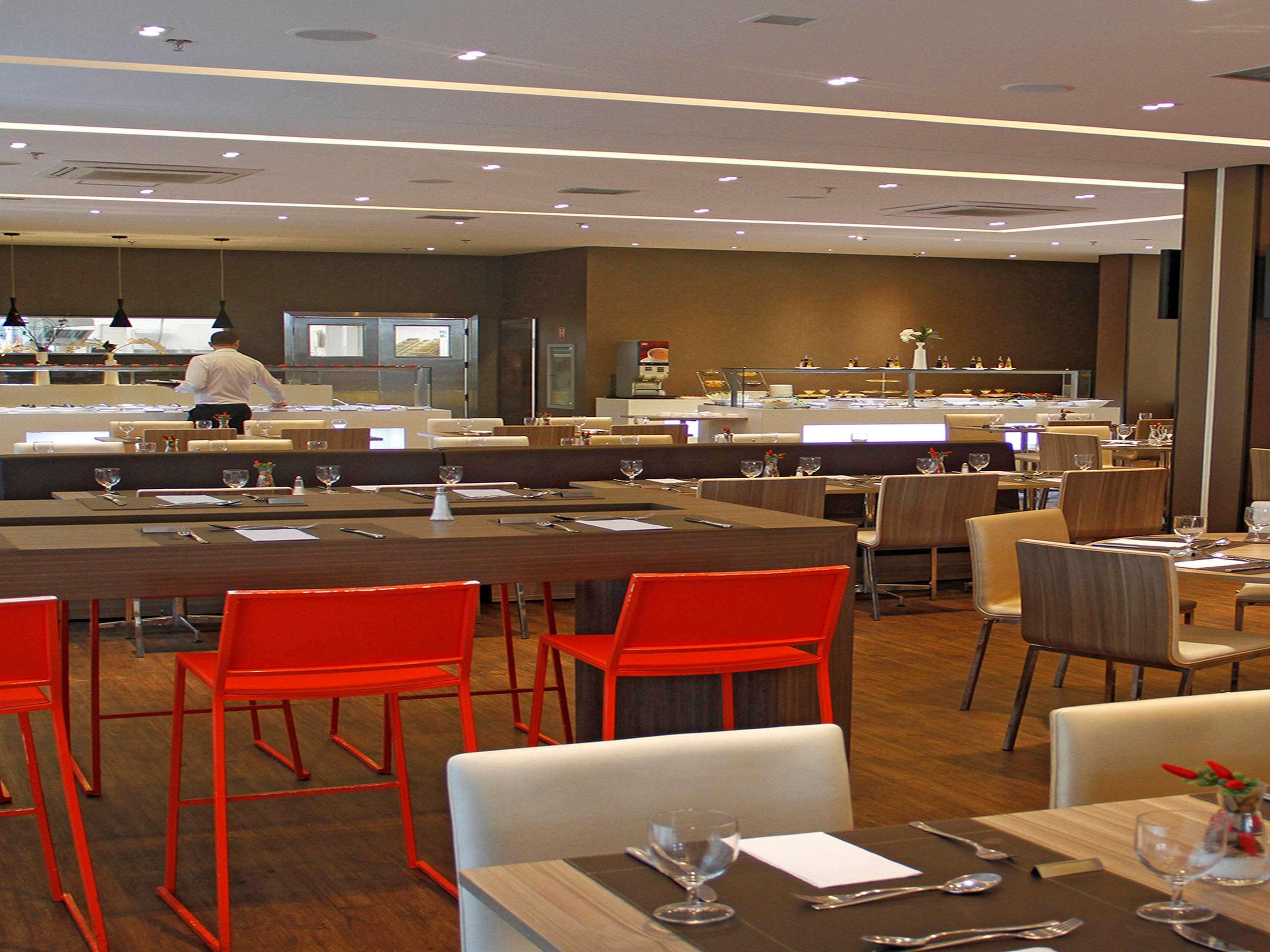 Отель Ibis Styles Brasilia Aeroporto Экстерьер фото