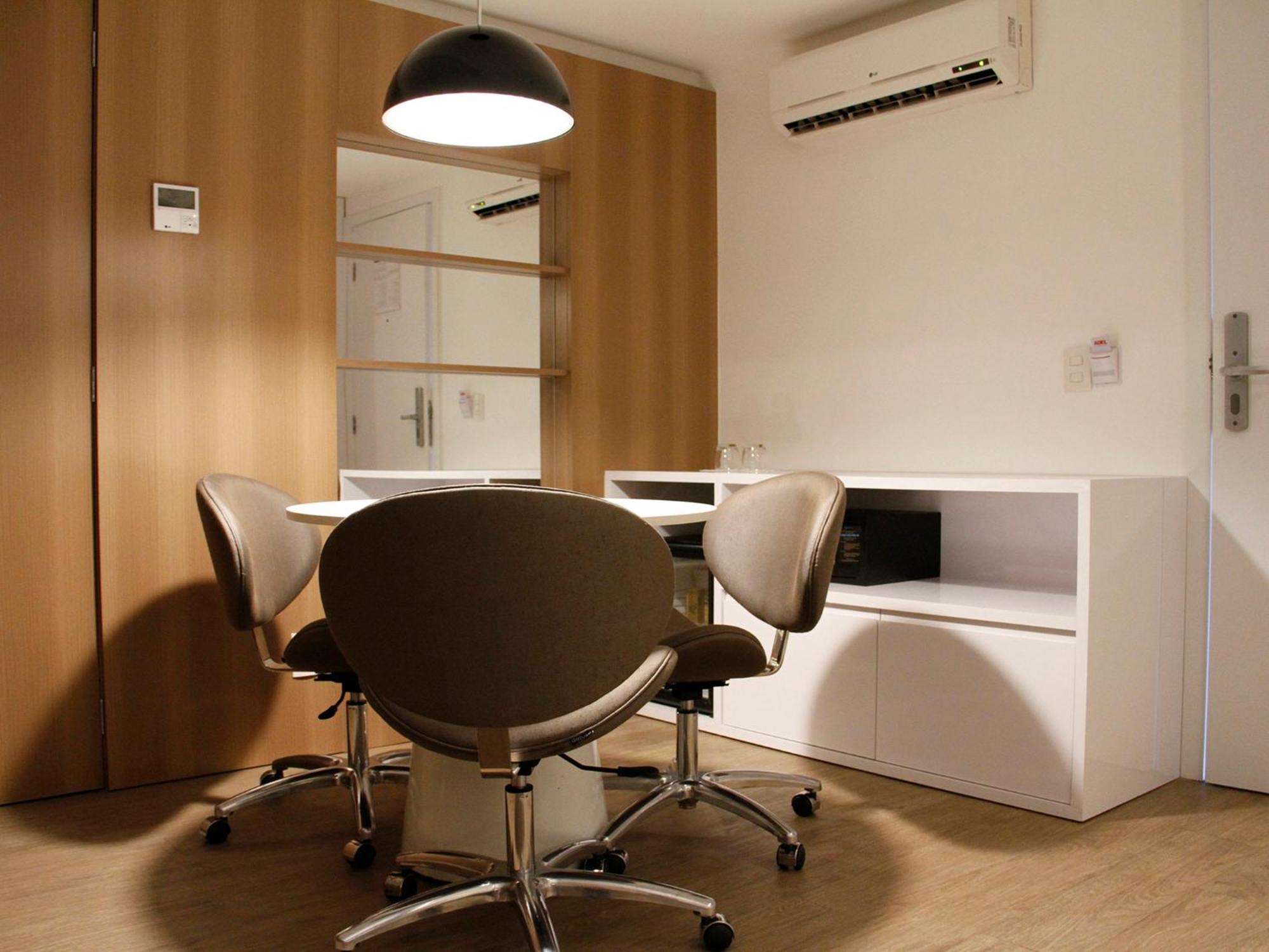 Отель Ibis Styles Brasilia Aeroporto Экстерьер фото