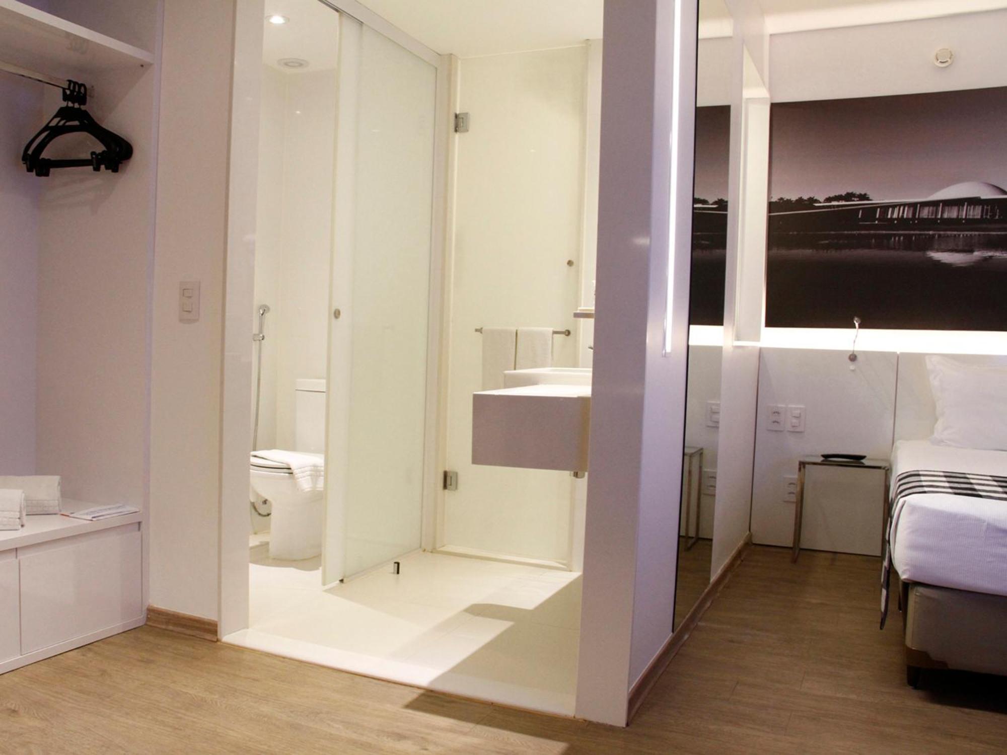 Отель Ibis Styles Brasilia Aeroporto Экстерьер фото
